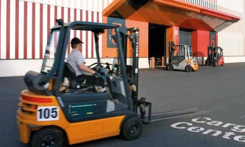 Margaidh Bataraidh Forklift 2026: Meud, Claonaidhean & Ro-shealladh